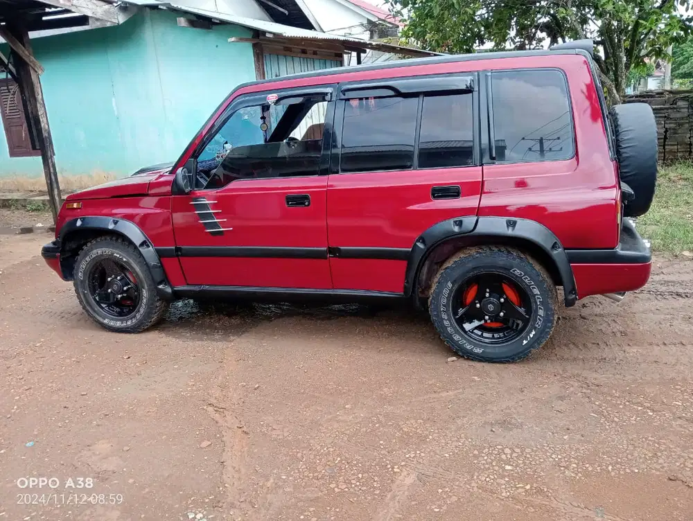 Suzuki Escudo 1997 Bensin