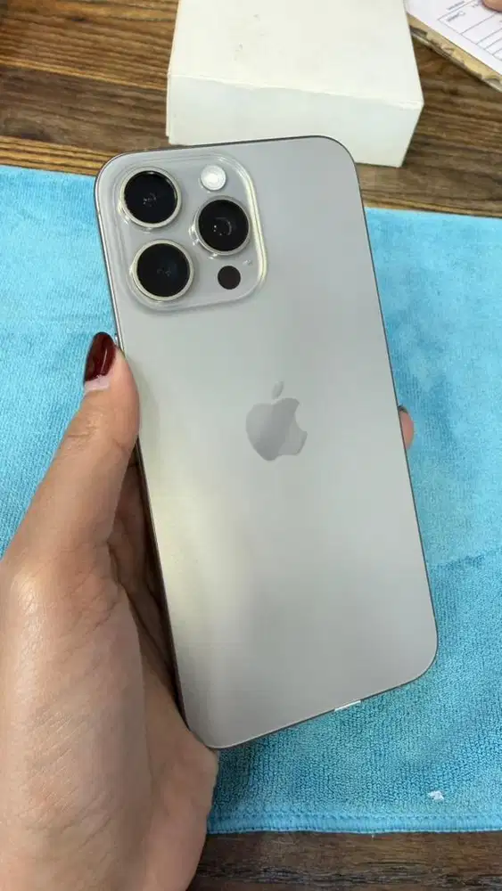 Iphone 15 promax 256 giga resmi