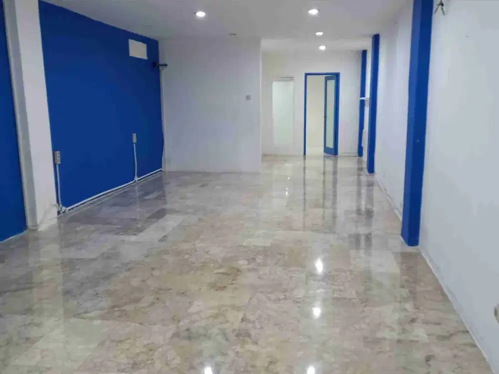 Disewakan segera ruang perkantoran di Gran Wijaya Center, Lantai 2