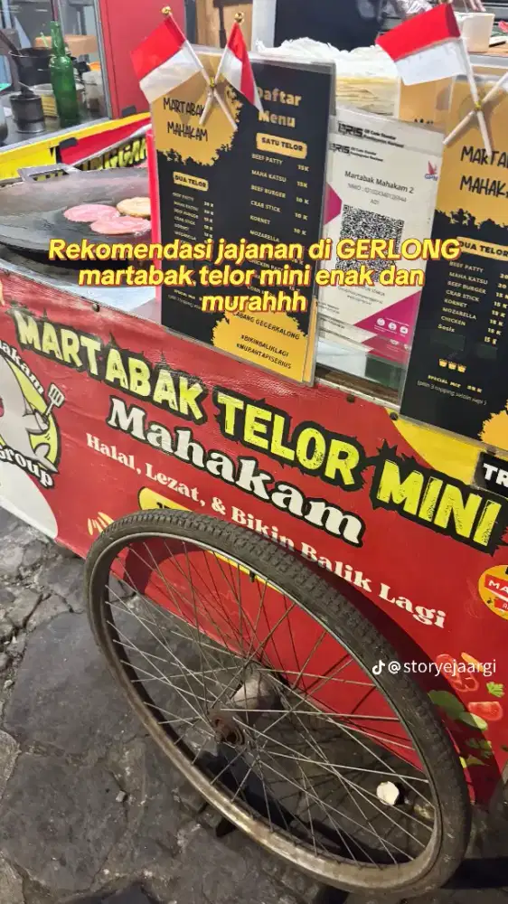 Operator martabak telor mini
