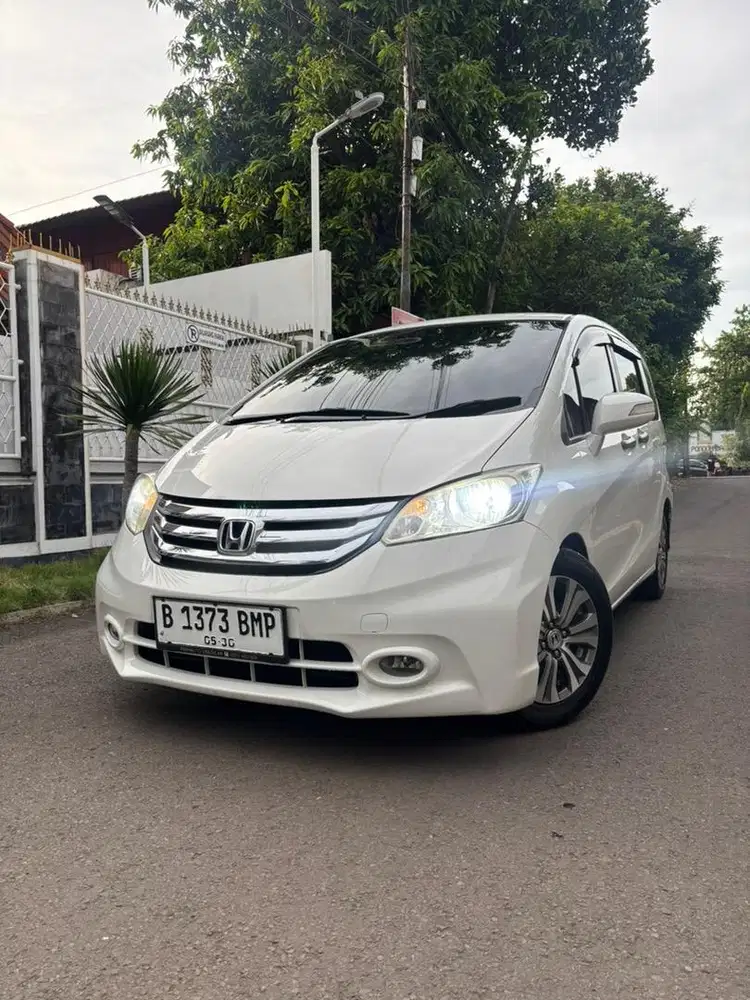 [CASH] Honda Freed Psd At 2015 Putih Murah Tt Pribadi Freed Psd Sd