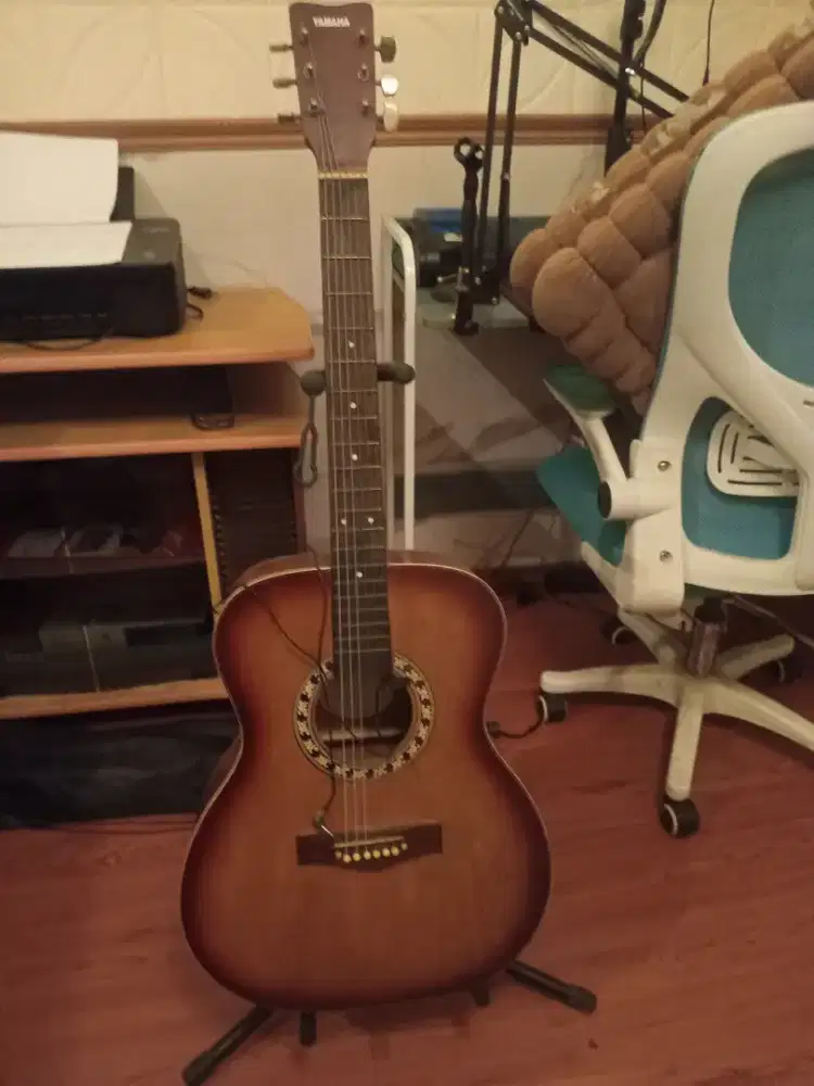 Biola & Gitar akustik yamaha FG 325 (+Stand&mic)