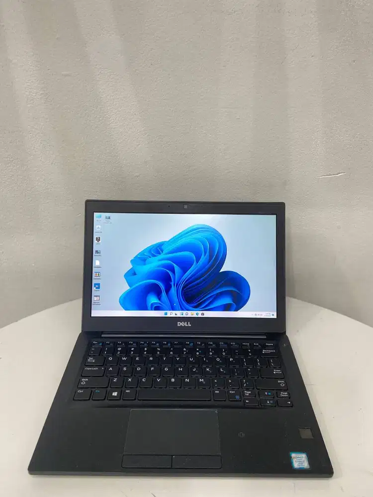 Laptop Dell Latitude 7280 Core i7-7600U Ram 8GB Layar 12.5inch N-EC