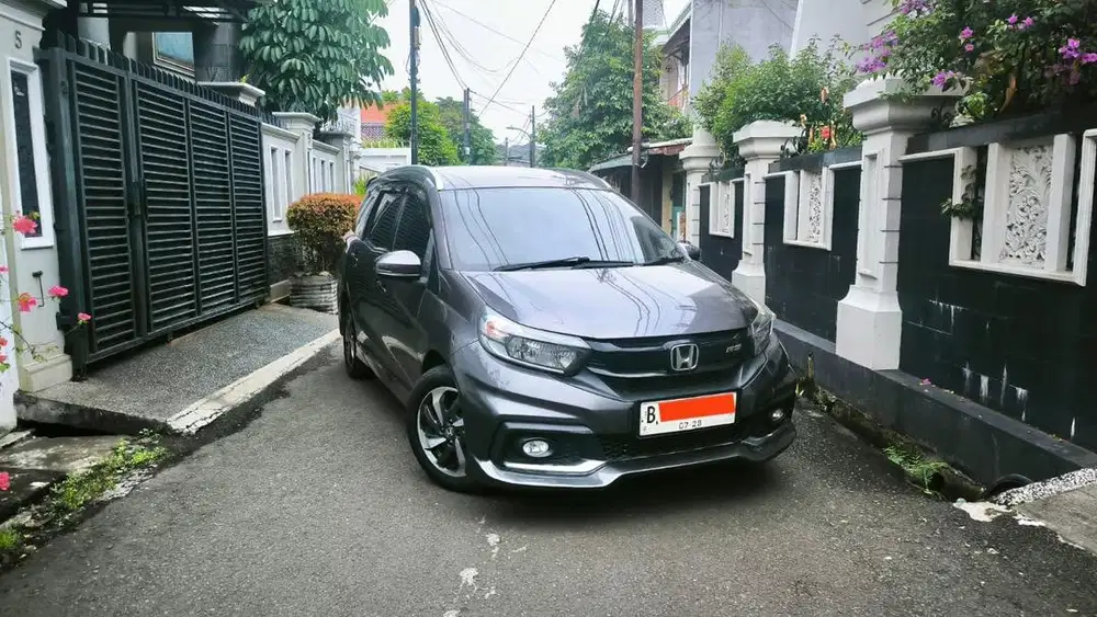 Honda Mobilio RS AT 2017 Abu Metalik