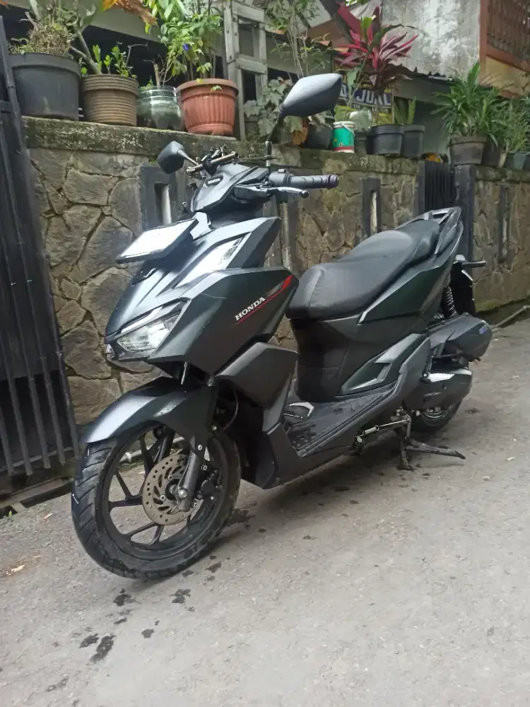 Vario CBS 160 tahun 2024