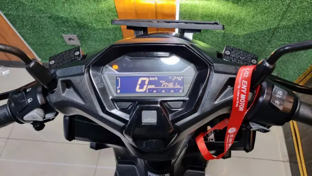 UD ENY MOTOR-HONDA VARIO 160 ABS 2022 ISTIMEWA