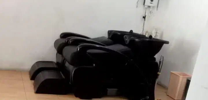 Bangku keramasa salon