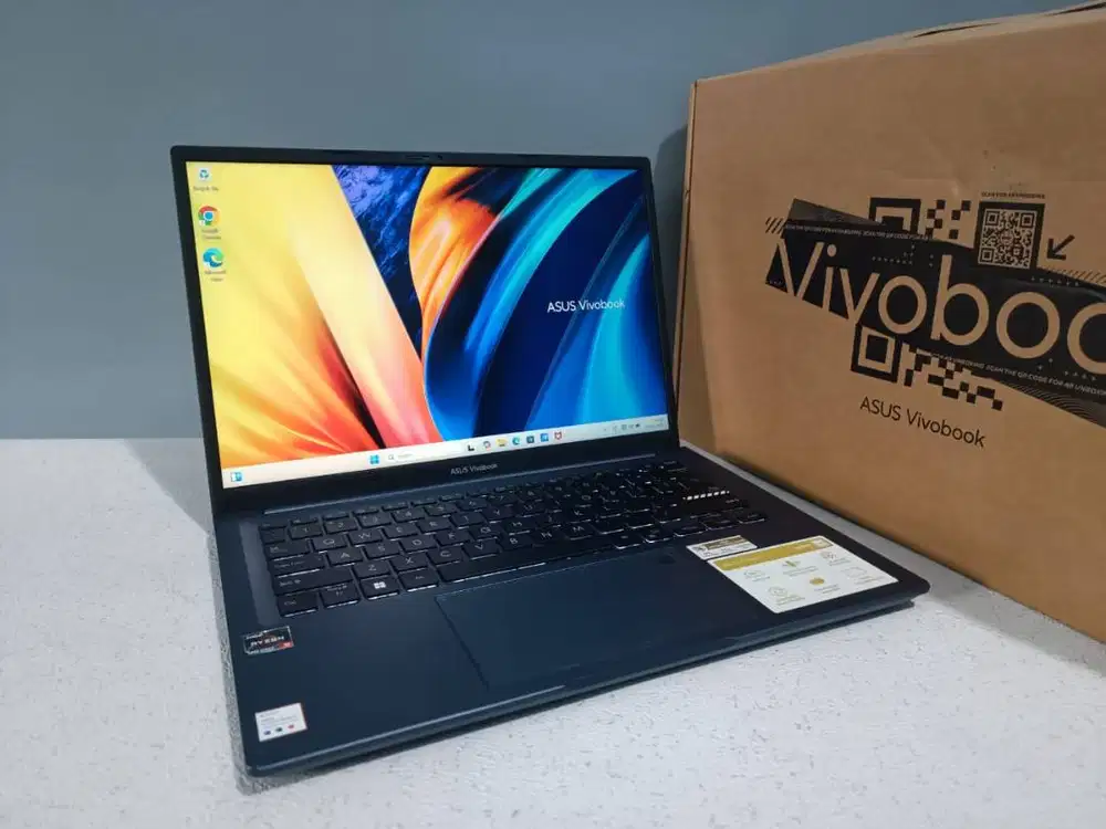 Asus 14x M1403QA Ryzen 5 5600H RAM 8 SSD 512GB VGA Radeon