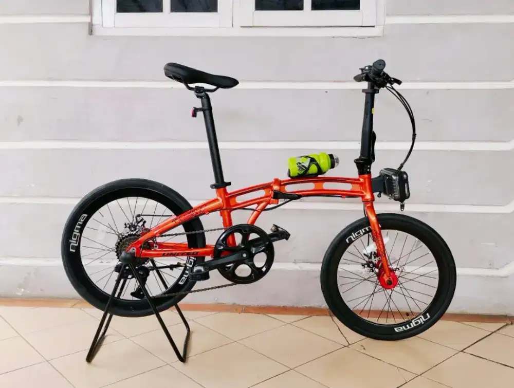 Sepeda lipat merek united nigma II uk'20 hrg1,6jt net kondisi baru