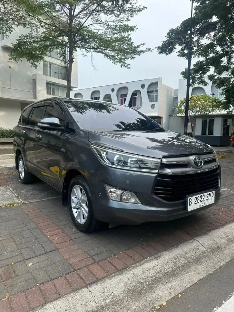 Toyota Kijang Innova V 2.0 2018