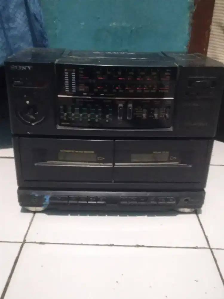 Radio tape sony jadul