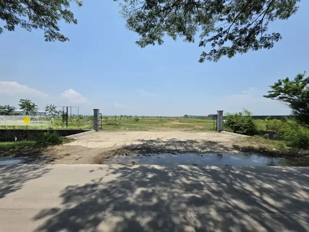 Tanah Industri Sudah Padat Tembok Keliling Di Pabelidan Cirebon