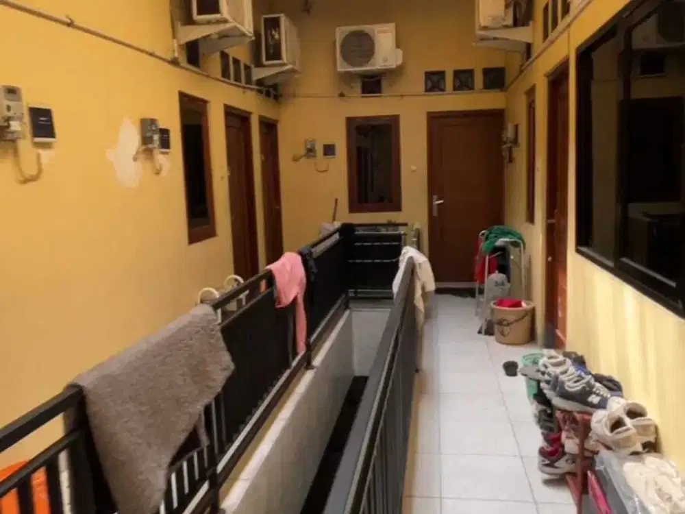 Rumah kost ekslusif 25 kamar tidur belakang monjali