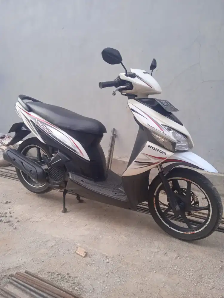 Honda Vario cw th 2008 ss lengkap mesin gurih dah