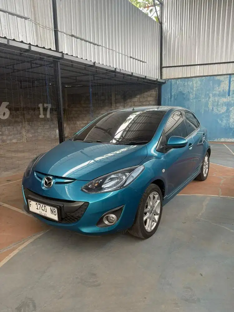 Mazda 2 2012 matic