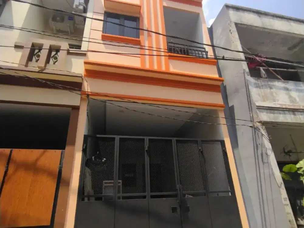 DIJUAL RUMAH BRAND NEW PADEMANGAN UKU 3,5X13,5 BAGUS 3,5 LT JL 1 MOBIL SIAP HUNI