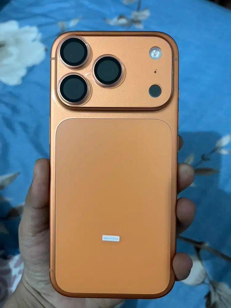 IPHONE 17 pro baru 2 hari pake 256 gb