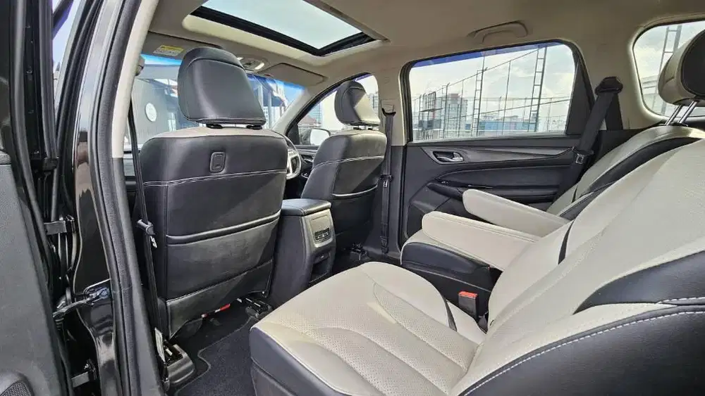 Wuling Cortez 1.5S T Lux Nik 21 Type Tertinggi