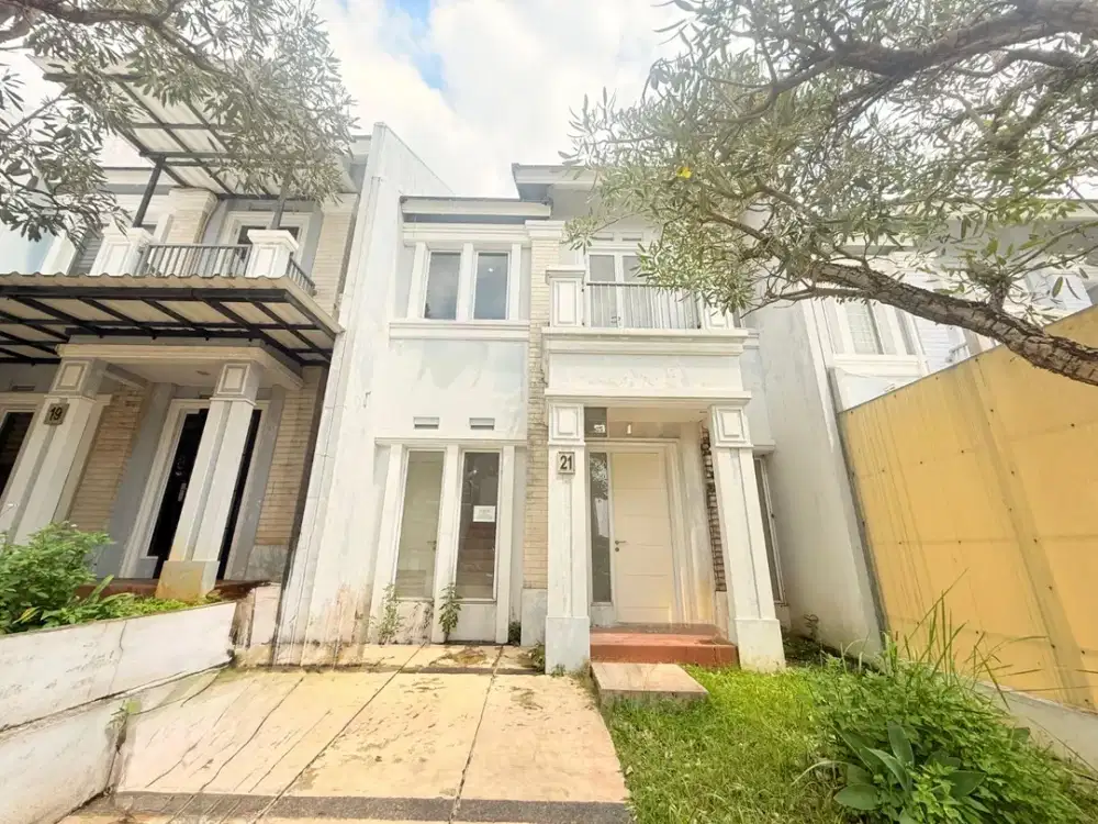 Rumah 2 Lantai Bagus Sekali View Pegunungan Sentul City, Bogor