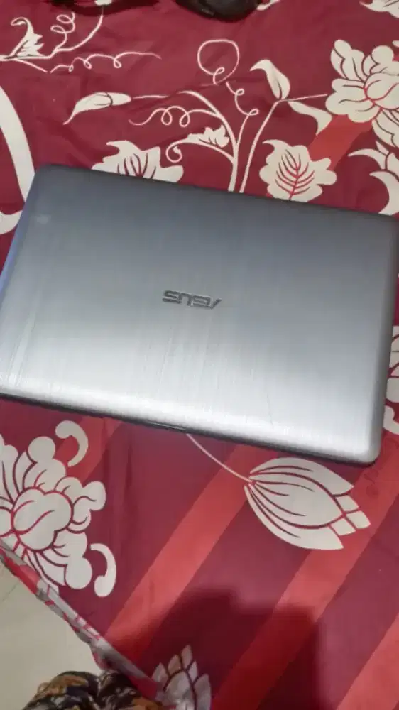 laptop asus bekas