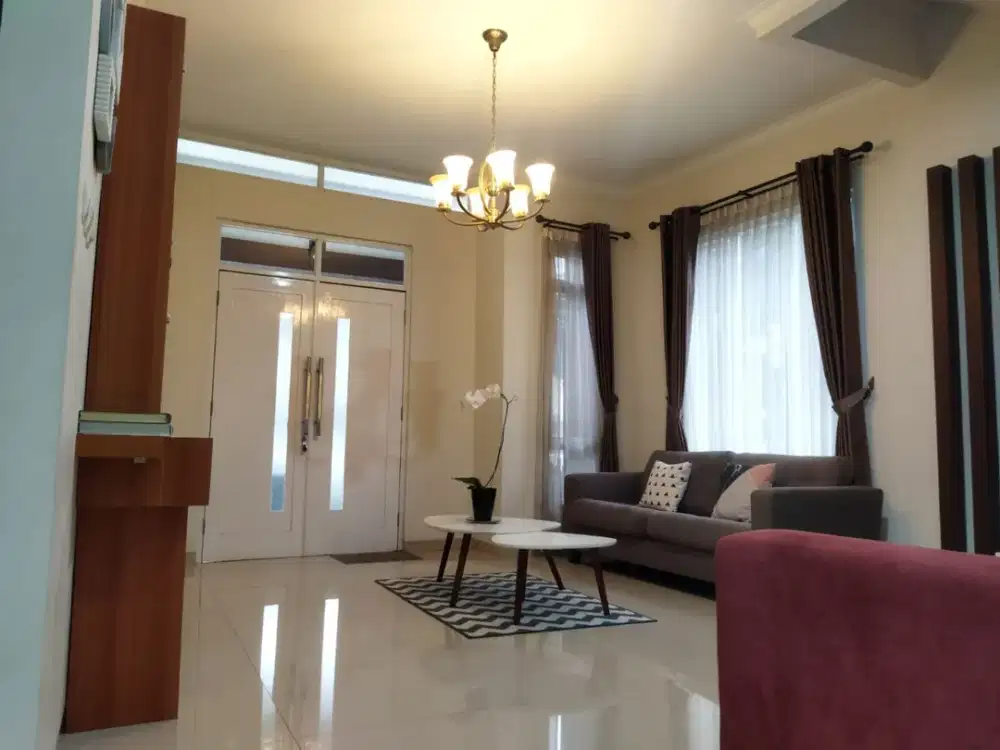Rumah Full Furnished di Pesona Lembang