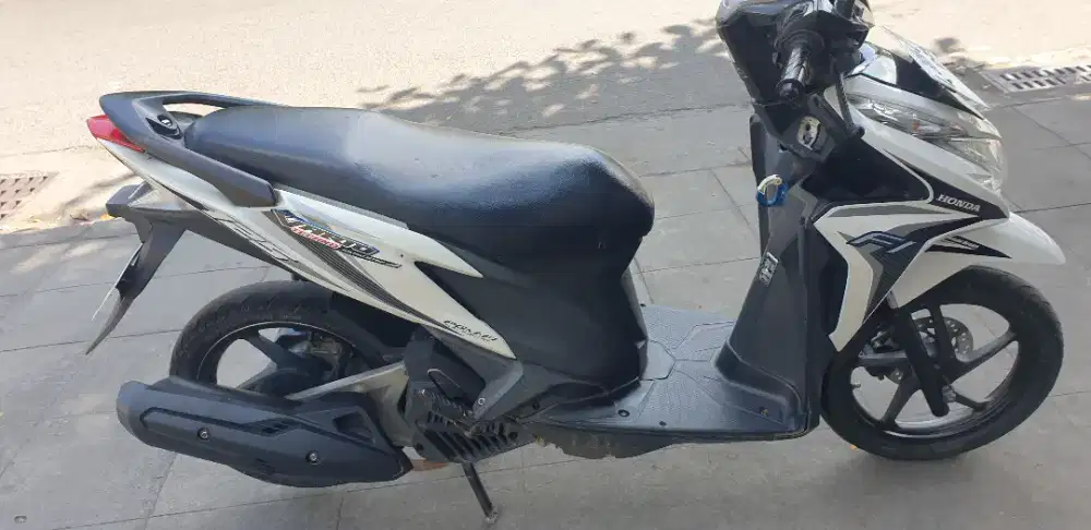 Vario 125  th 2015 istimewa  Orisinil pjk baru 09-2026