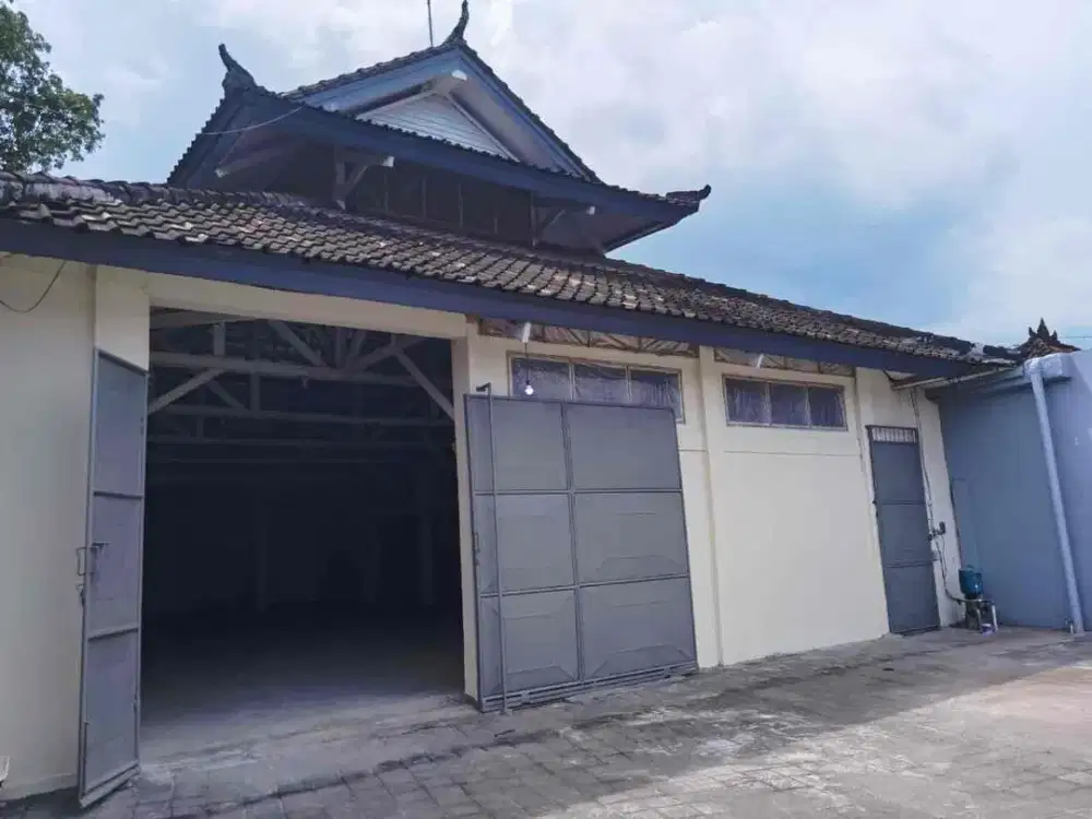 DISEWAKAN GUDANG LUAS 5 ARE AKSES TRONTON DI DENPASAR JL