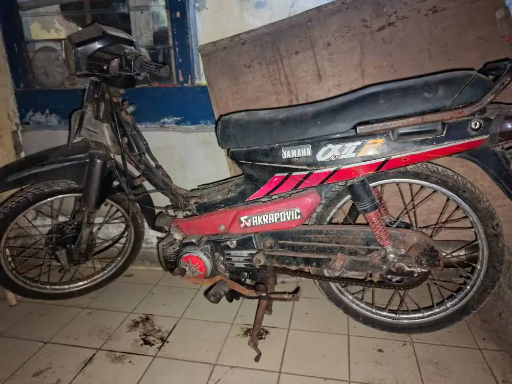 Di jual cepat yamaha alfa kondisi seadanya sesuai gambar