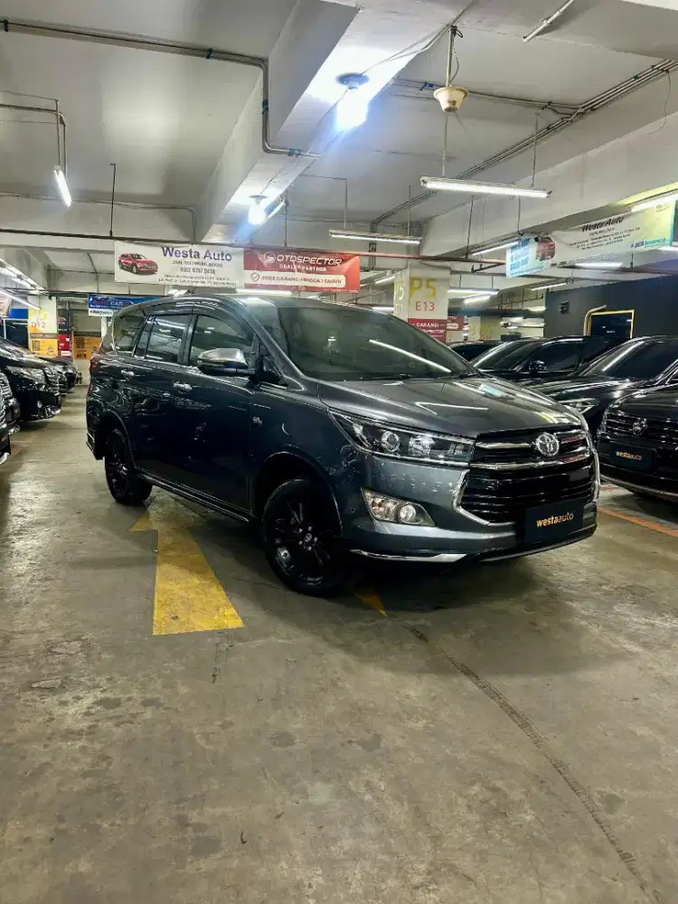 KM 52rb Toyota Innova Venturer 2.0 Q AT 2019 Venturer G V Matic