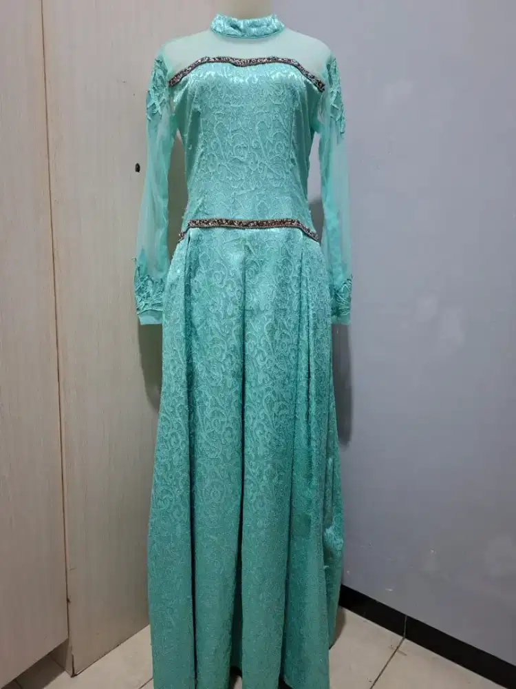 Preloved baju pesta superrrrr mewah. Harga murahhhhh polllll
