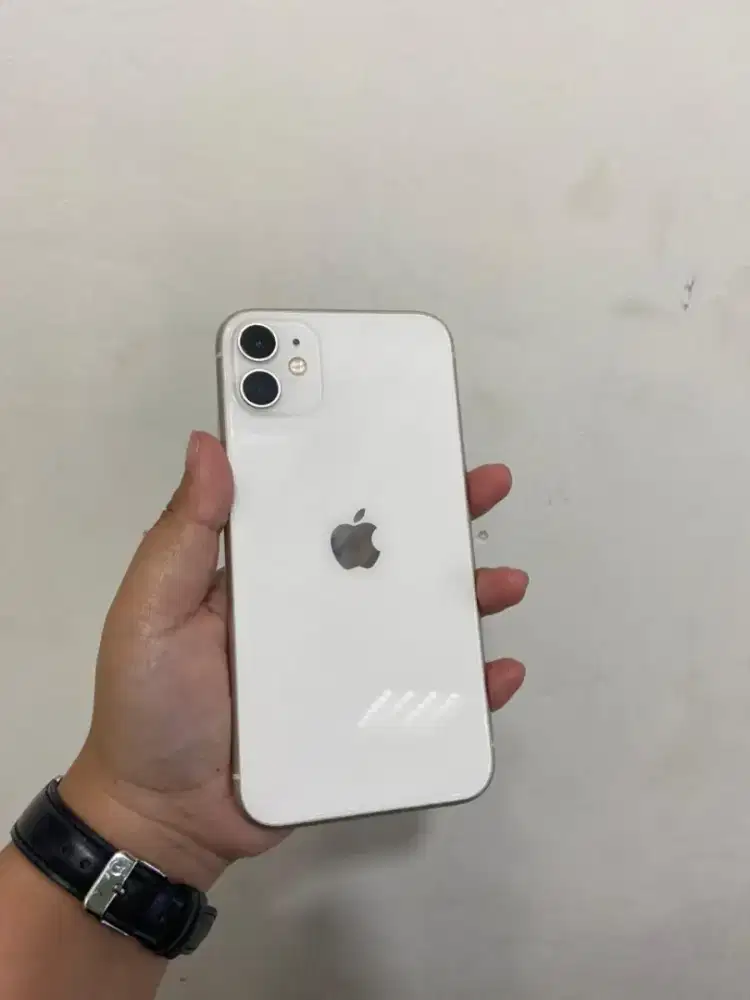 iPhone 11 64 GB iBox Mulus