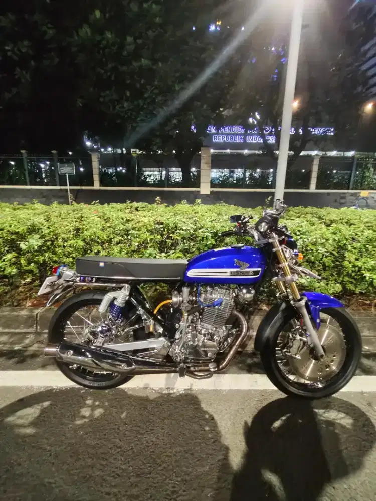 CB 125 SE basic Megapro