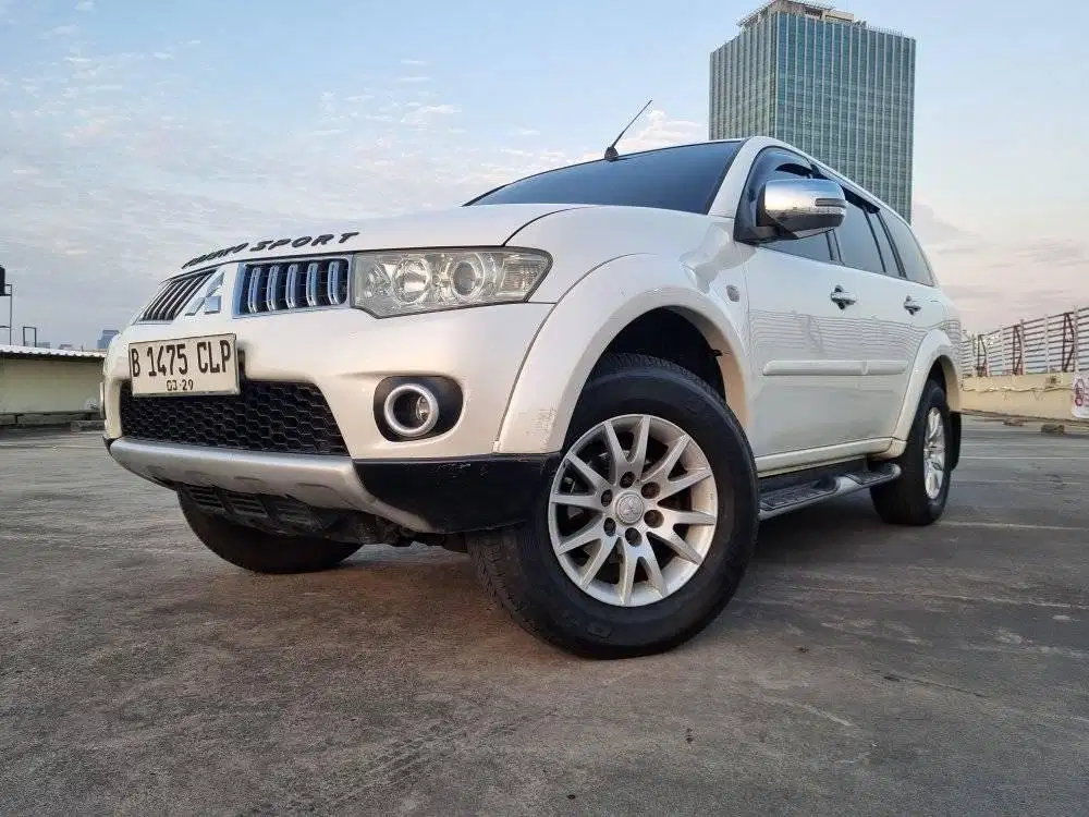 Mitsubishi Pajero Sport Diesel Matic type Exceed th 2010/09,,irit gan!