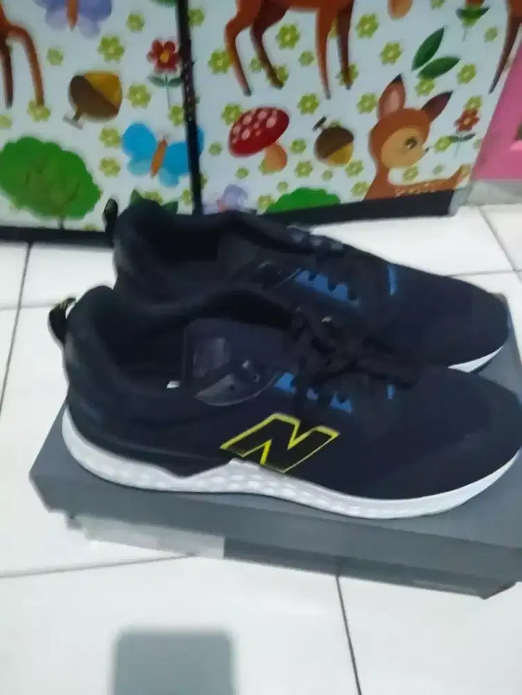 Sepatu Pria New Balance fresh foam MS515OR2