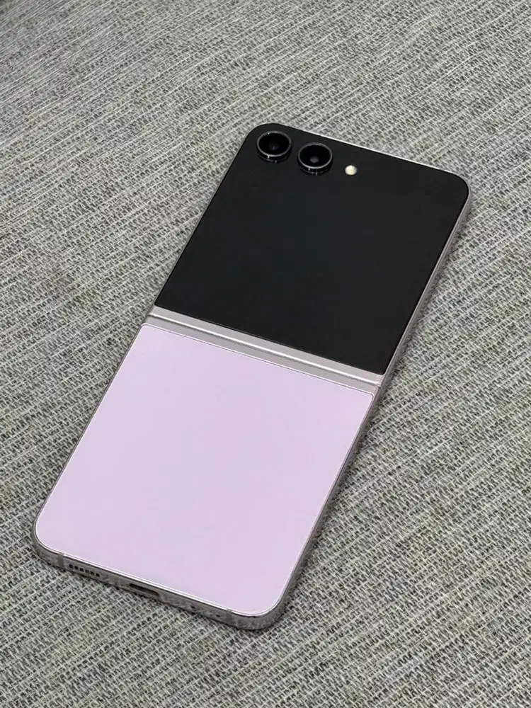 Samsung Z Flip 5 8/512 Lavender