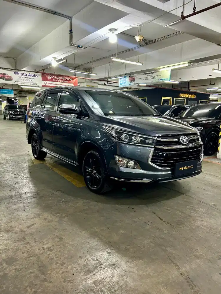 KM 52rb Toyota Innova Venturer 2.0 Q AT 2019 Venturer G V Matic 2020