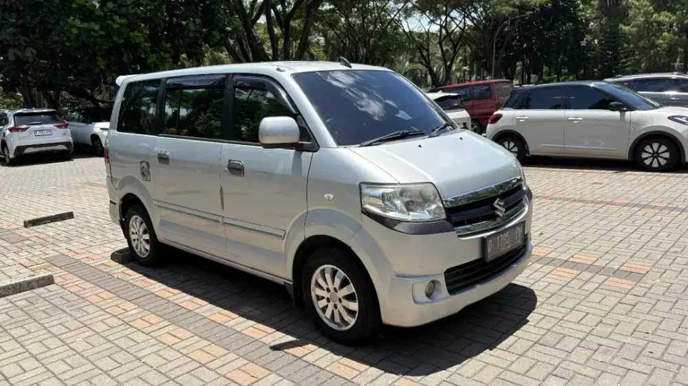 Suzuki APV Arena 2012 Bensin