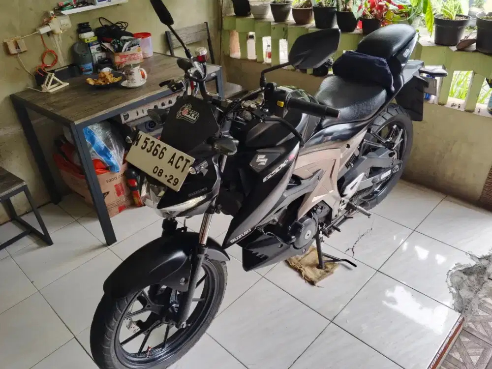 Suzuki GSX S 150 2017