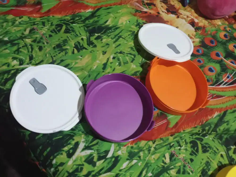 Perlengkapan Rumah tangga dan dapur Tupperware..