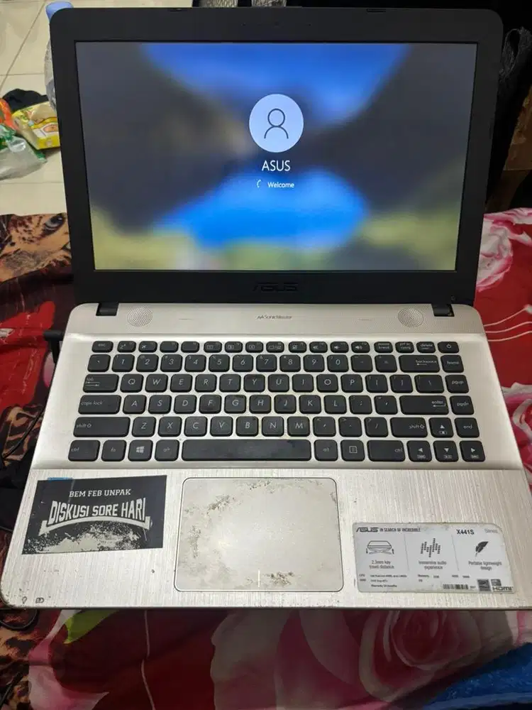 Asus X441S second