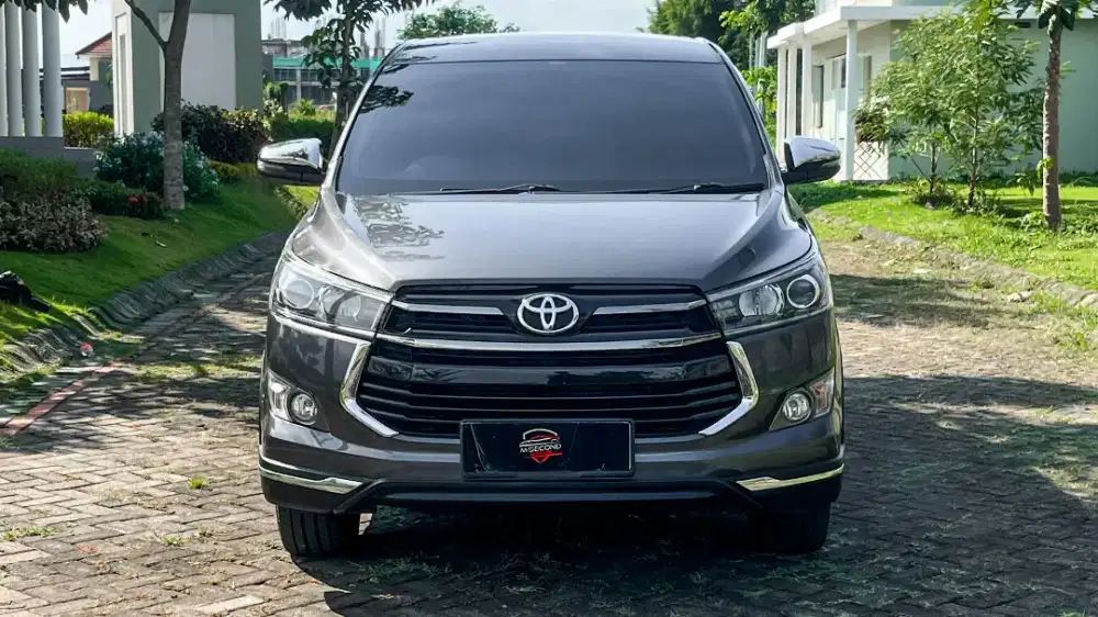 Toyota Innova Reborn Venturer 2.4 Diesel Matic Triptonic A/T 2017