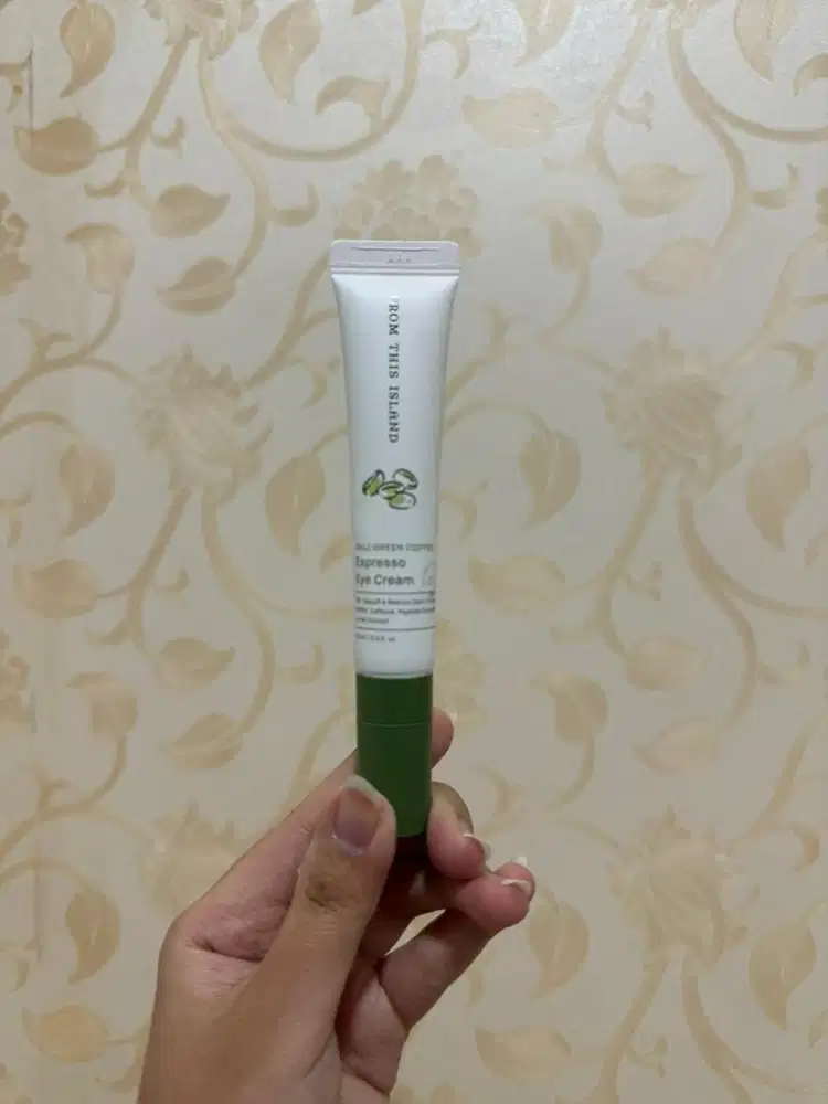 EYECREAM FROM THIS ISLAND