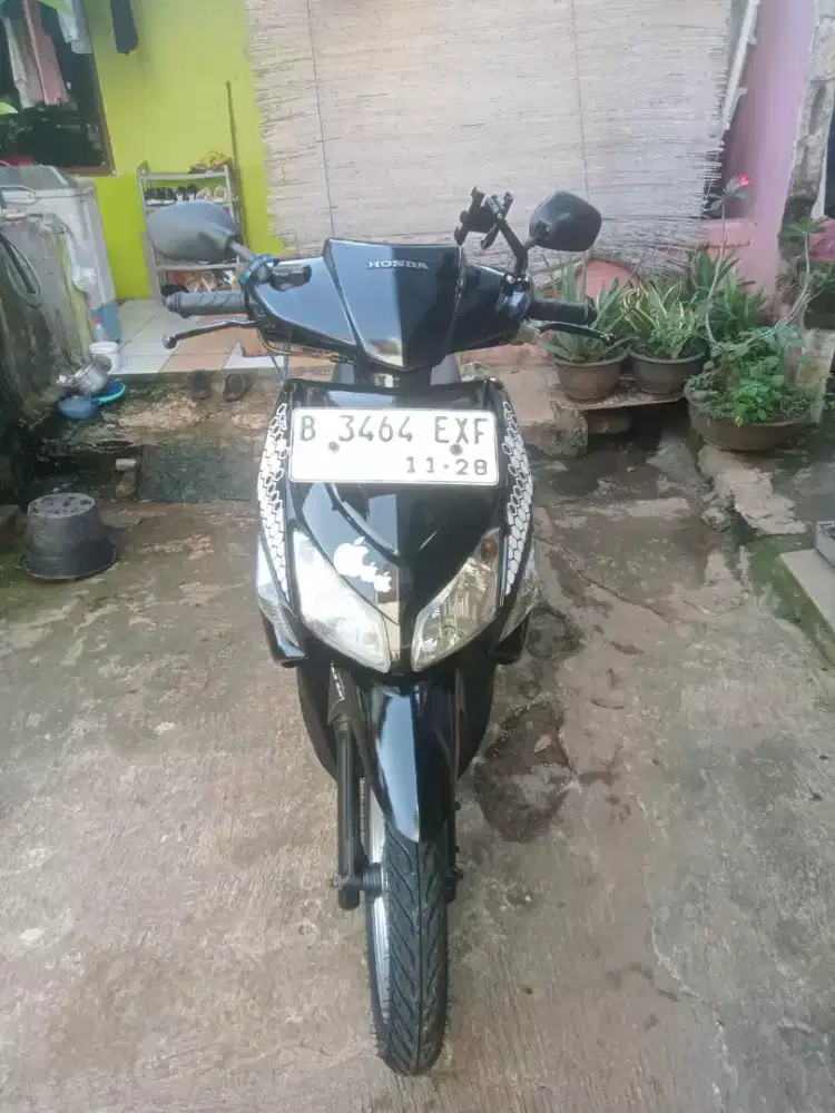 jual santai vario karbu 2008 7 jt nego sampai jadi