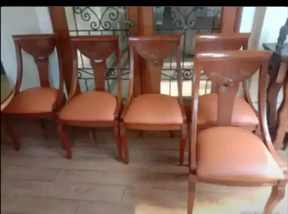 Service jok kursi panggilan