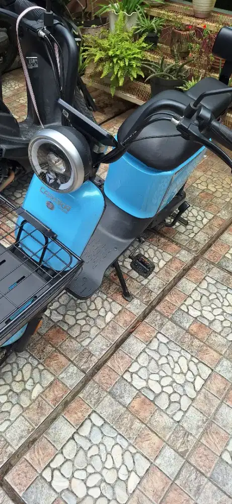 Sepeda Listrik Viar Caraka 2023