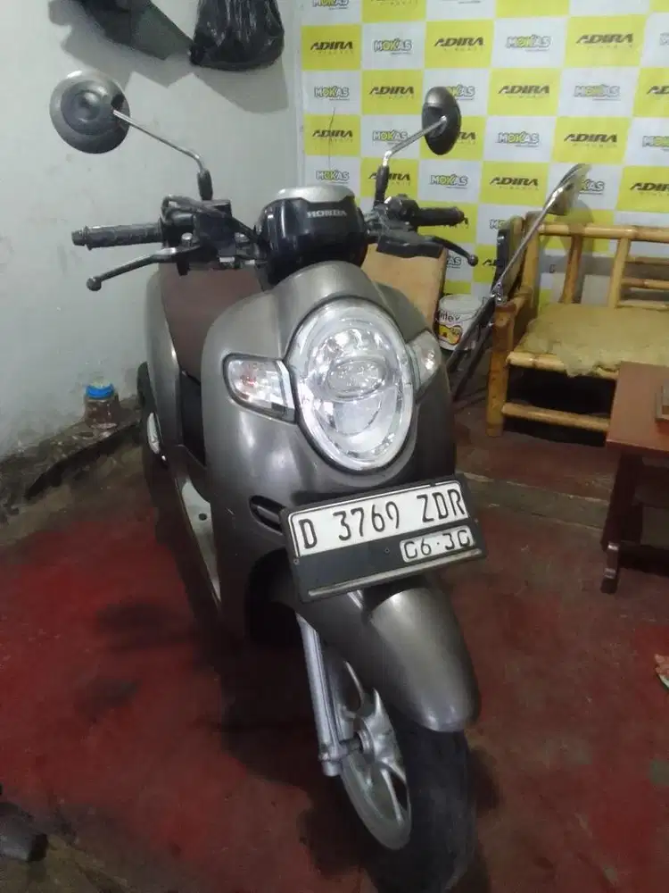 Jual motor Honda Scoopy