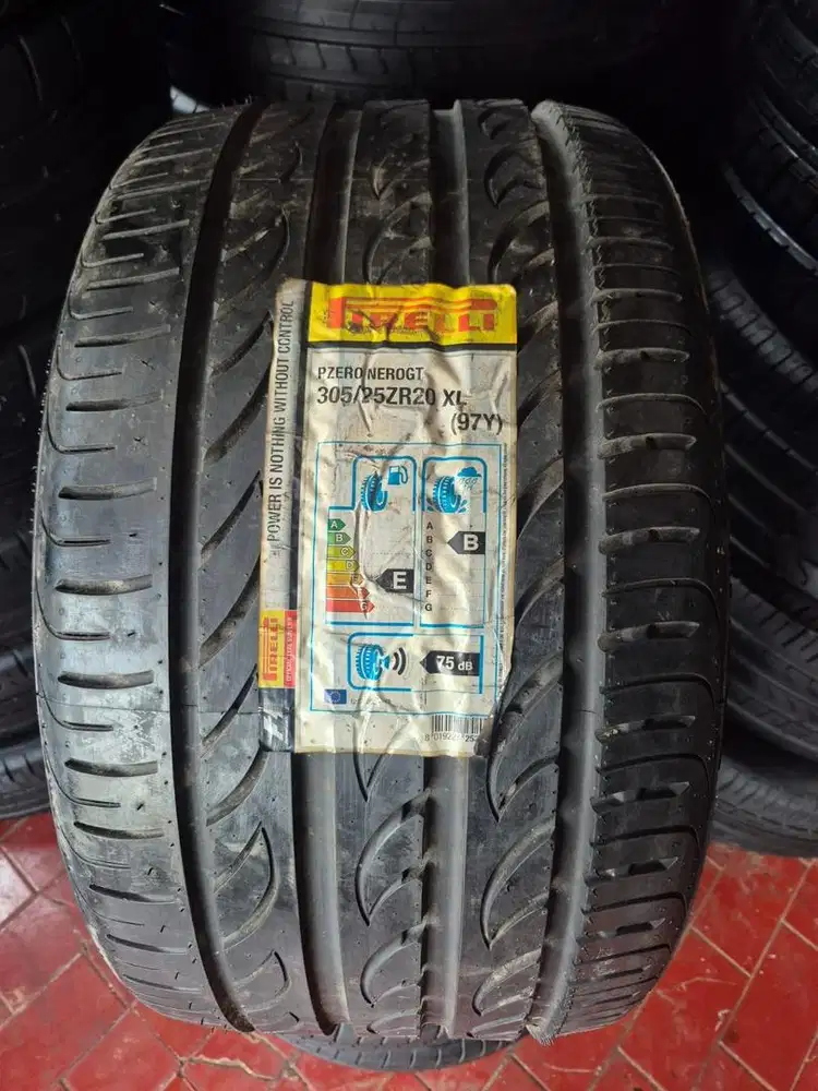 Ban baru nos Pirreli pzero nero 305/25 R20 2021