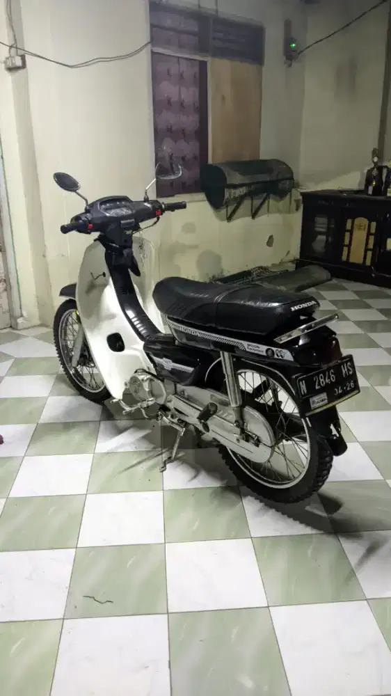 Astrea grand bulus 1992