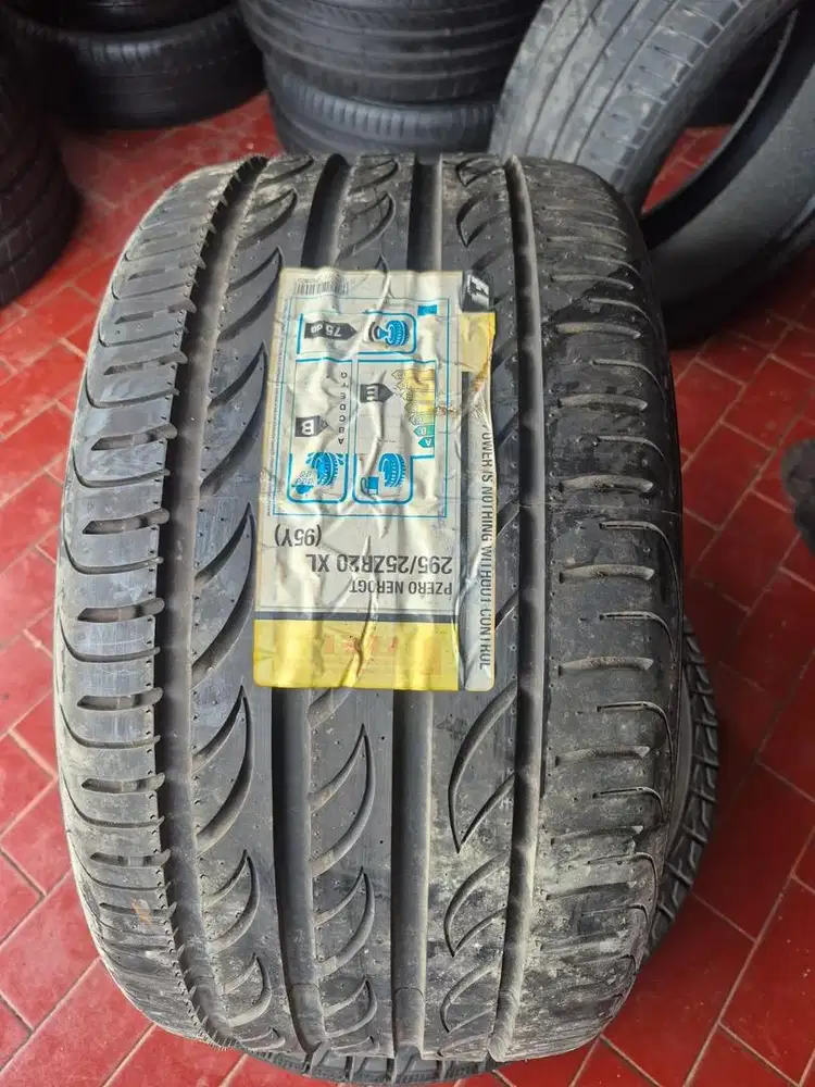Ban baru Nos Mercy Pirreli pzero Nero 295/25 R20 2021
