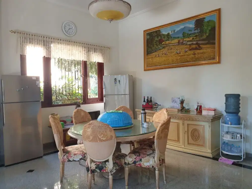 Rumah Pakuwon City Villa Royal STRATEGIS BAGUS